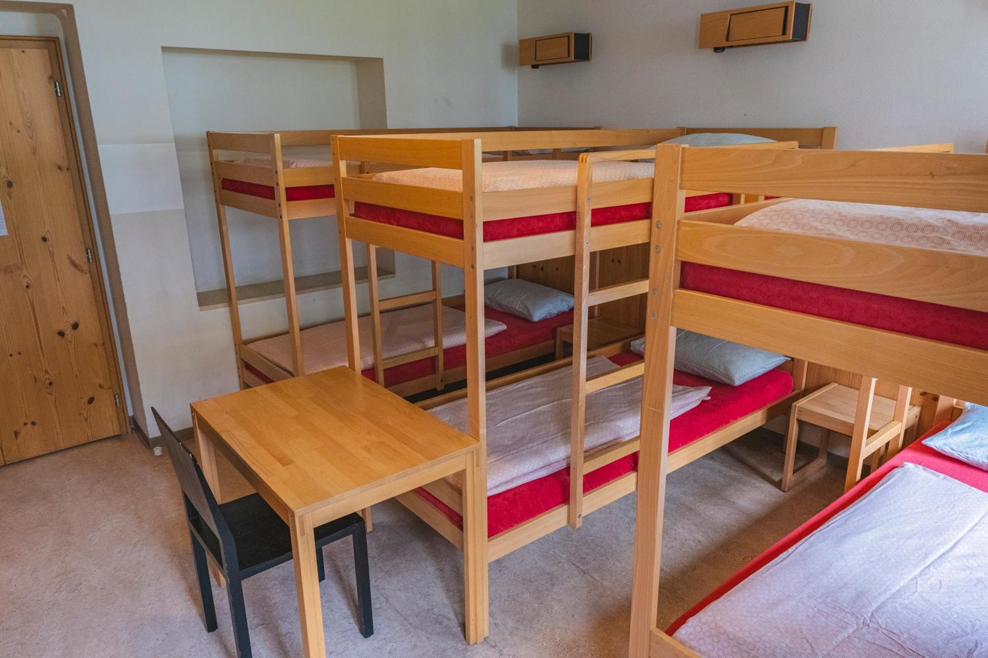 Bed 6-Bed Dormitory Room,1613673332:JPEG